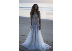 5 Stylish Bridal Dresses to wear this&nbsp;Fall